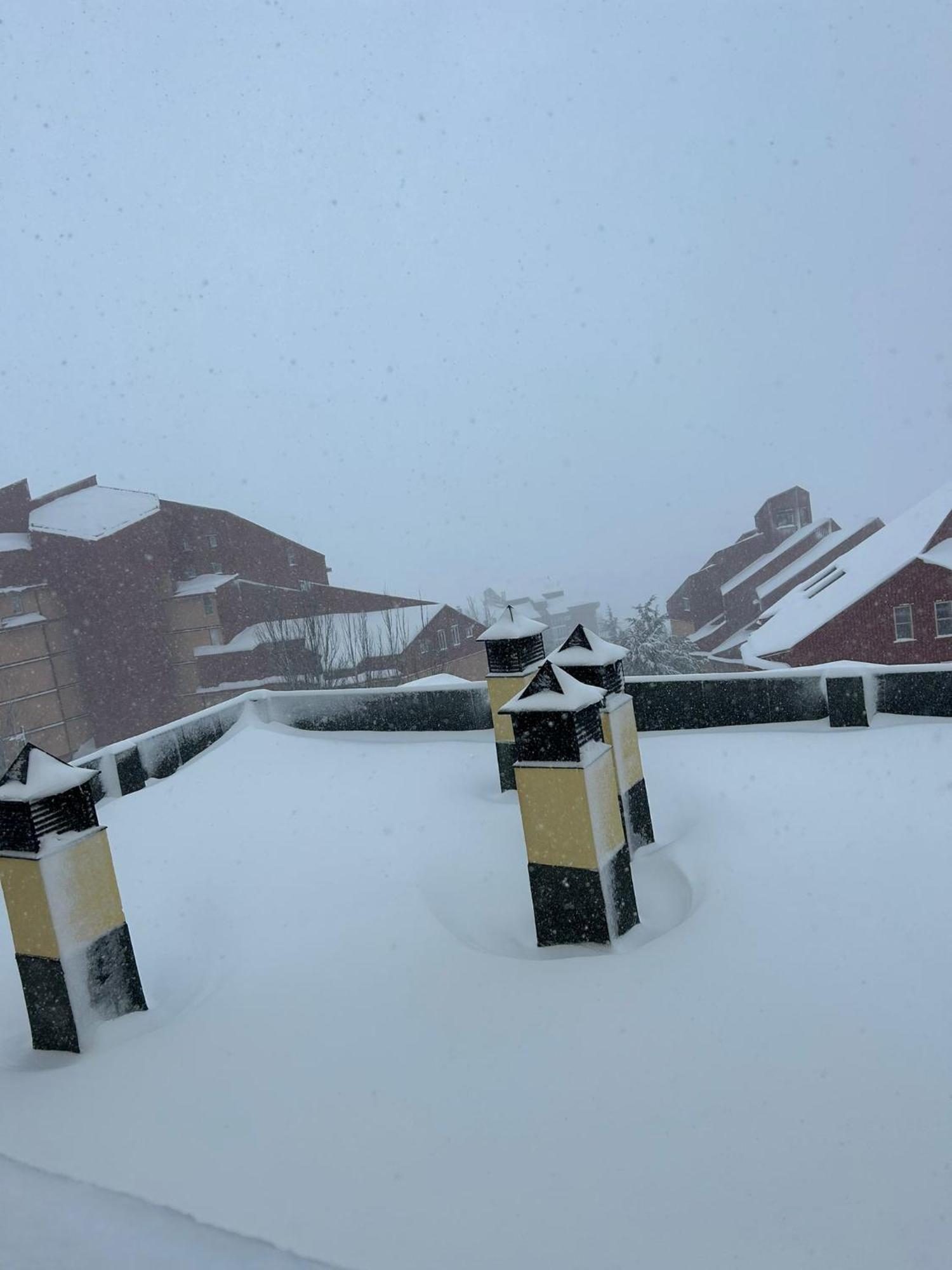 Apartamento Estudio En Sierra Nevada Con Garaje Incluido Exterior foto